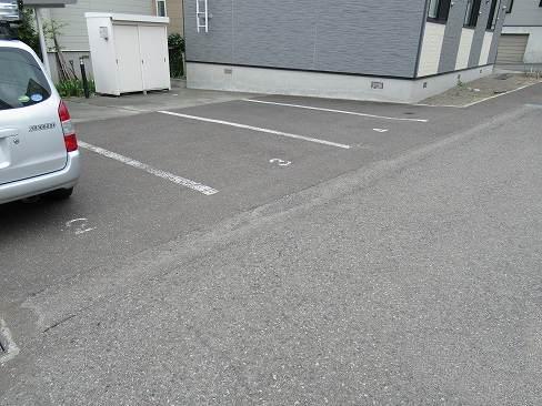 札幌A棟(40091)の外観・駐車場イメージ1枚目