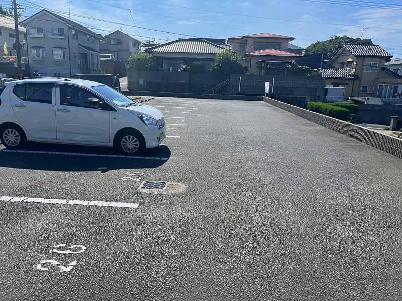 I wish(23514)の外観・駐車場イメージ1枚目