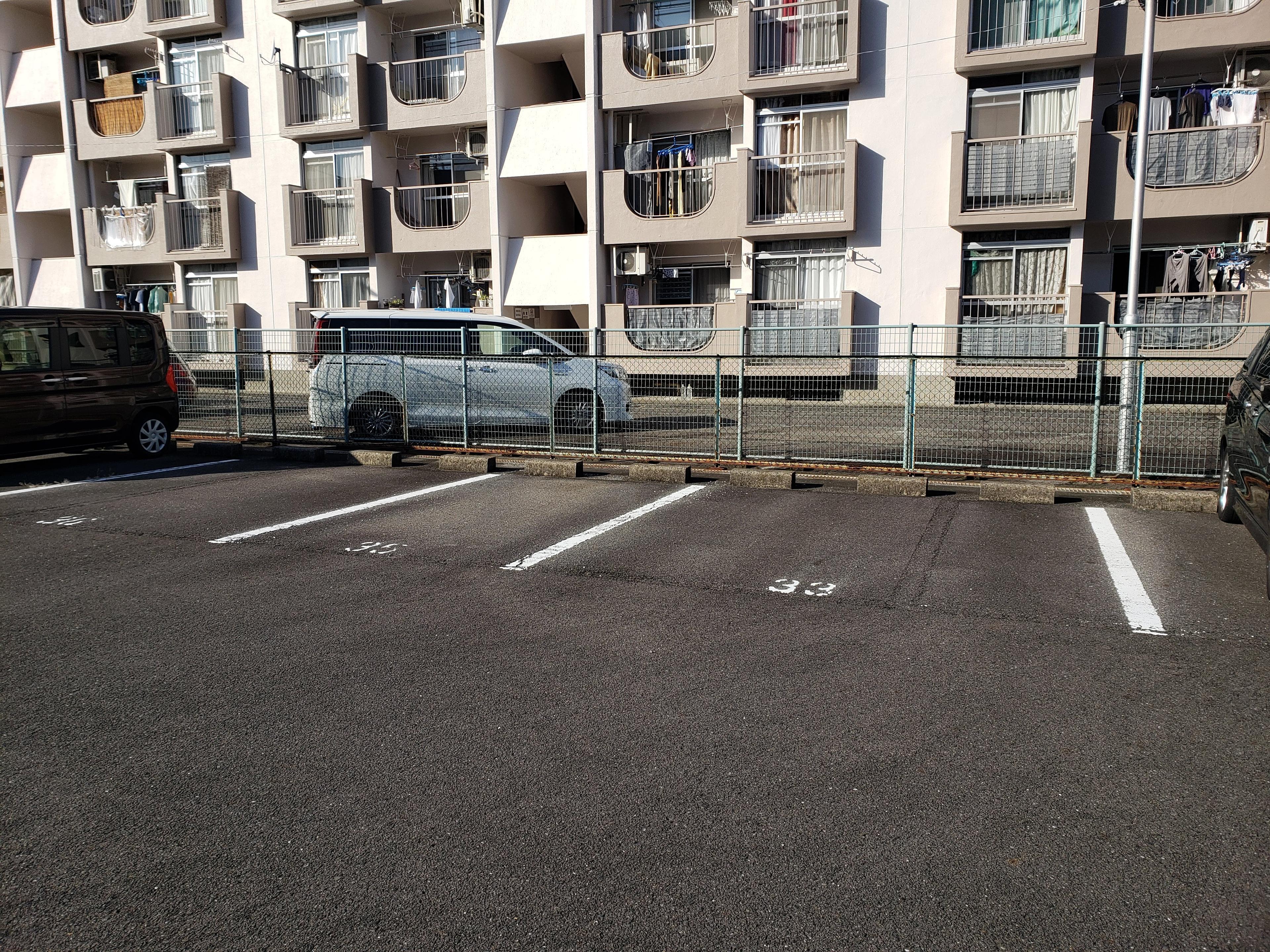 マルイワ・枠杁三丁目駐車場の外観・駐車場イメージ3枚目