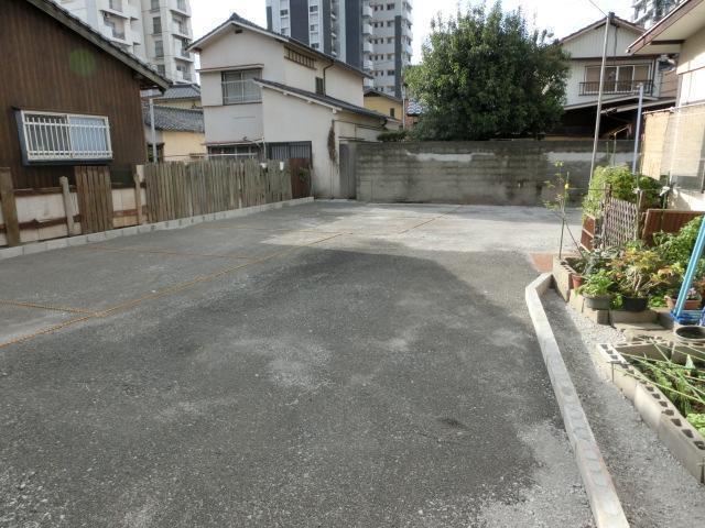 ジョイフル松尾中津口パーキングの外観・駐車場イメージ3枚目