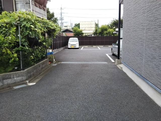 アクロテリオン(43150)の外観・駐車場イメージ1枚目