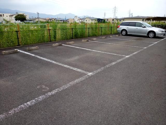 アベニューⅡ(28852)の外観・駐車場イメージ1枚目