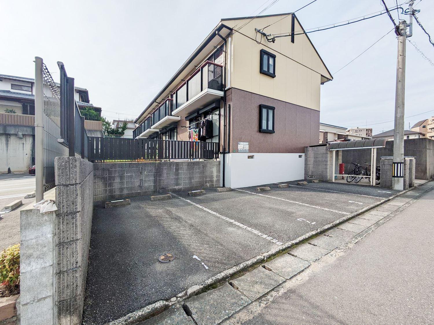 サンヒルズ安田Ⅱの外観・駐車場イメージ2枚目