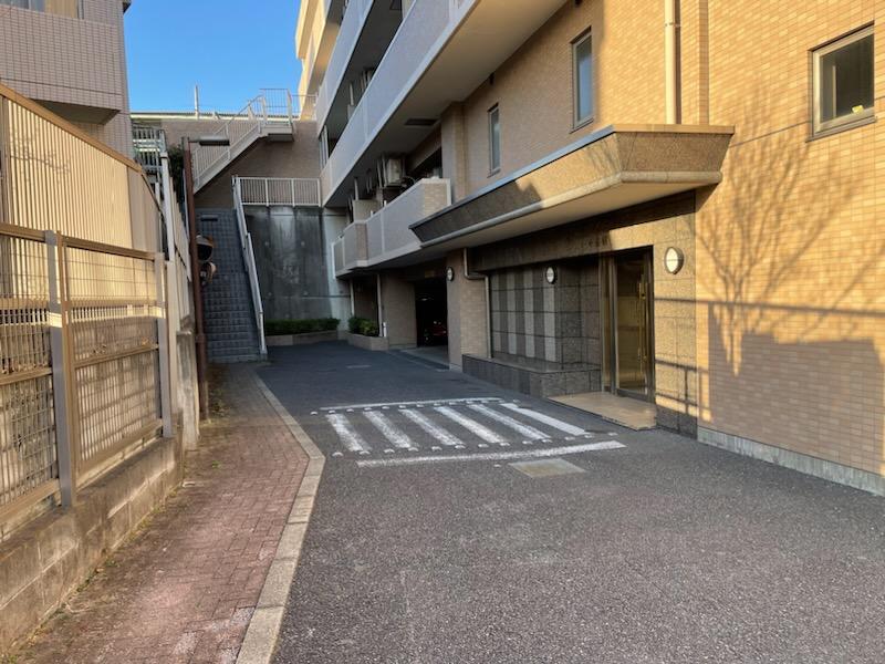 グランシャリオ壱番館駐車場の外観・駐車場イメージ1枚目