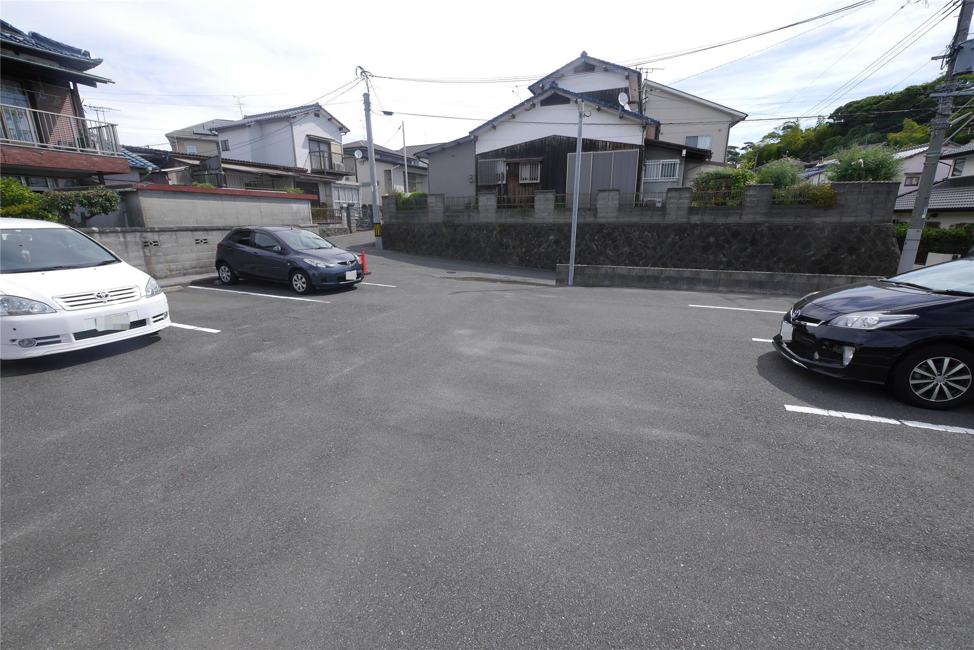 ジョイフル本城№2パーキングの外観・駐車場イメージ3枚目