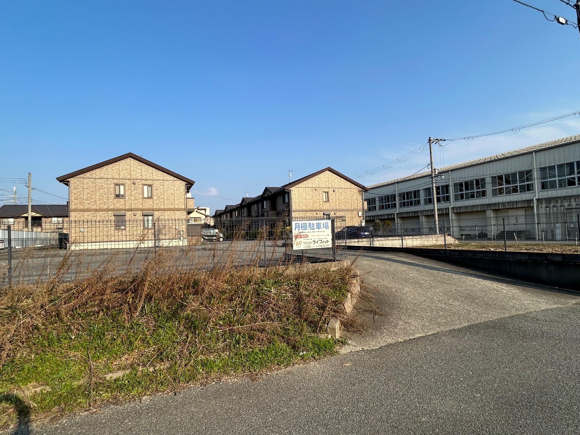 幸町月極駐車場の外観・駐車場イメージ1枚目
