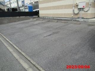 ミラ(24587)の外観・駐車場イメージ1枚目