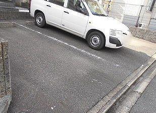 辻(25728)の外観・駐車場イメージ1枚目