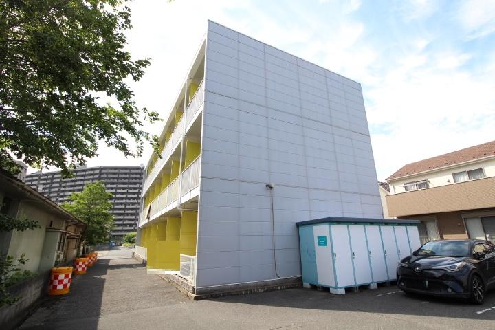 エスポワール(13654)の外観・駐車場イメージ1枚目