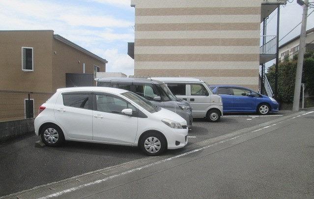 一晟(27543)の外観・駐車場イメージ1枚目