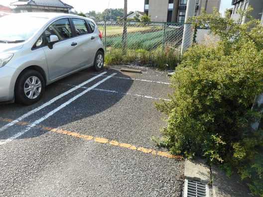 ベイサージュⅠ(37618)の外観・駐車場イメージ1枚目