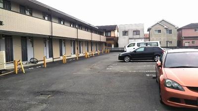 KUWADA(9977)の外観・駐車場イメージ1枚目