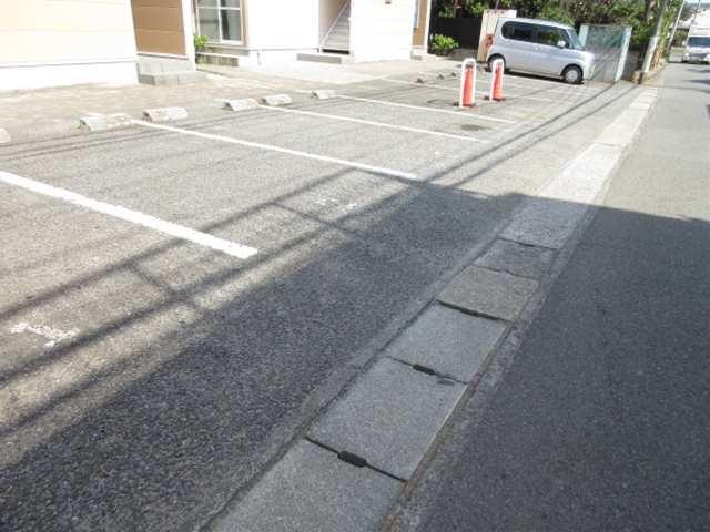 シーサイドB(22129)の外観・駐車場イメージ1枚目