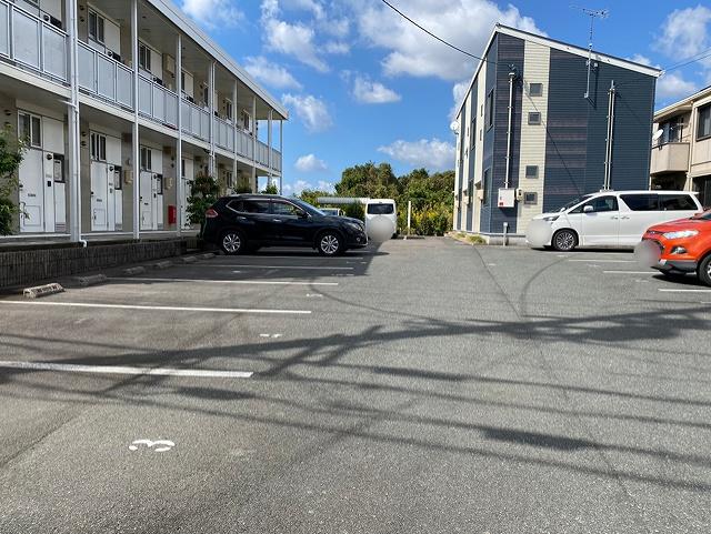 昭徳(17018)の外観・駐車場イメージ1枚目