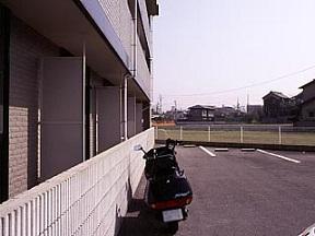 SHINBAKU(9904)の外観・駐車場イメージ1枚目