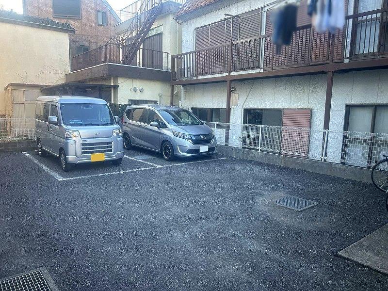 レオパオラ(22410)の外観・駐車場イメージ1枚目