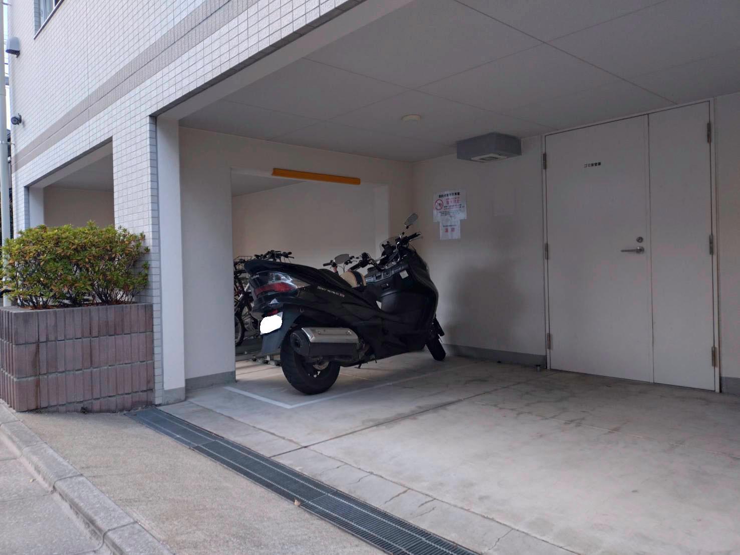 スカイコートパレス駒沢大学Ⅱの外観・駐車場イメージ2枚目