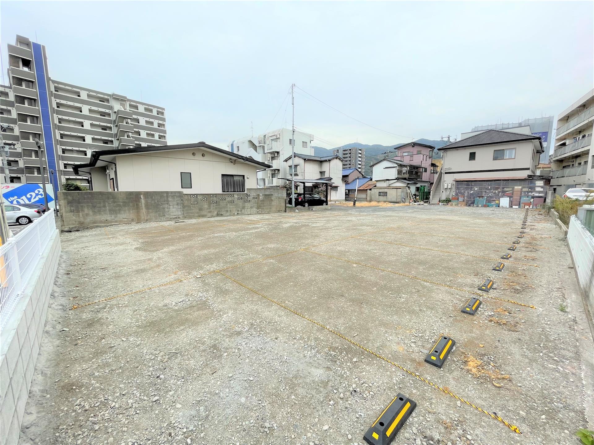 紅梅1丁目No.2駐車場の外観・駐車場イメージ1枚目