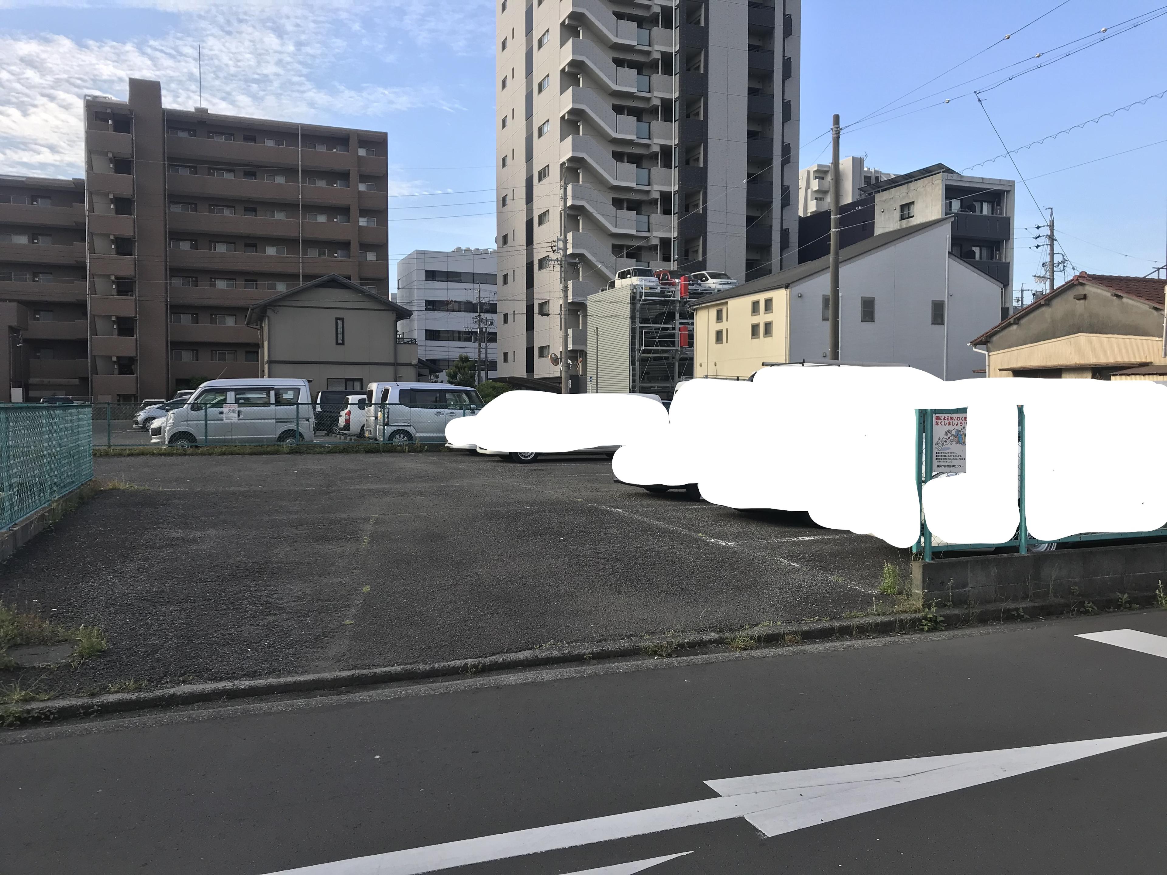 岡村ガレージ第二(コト駐)の外観・駐車場イメージ1枚目