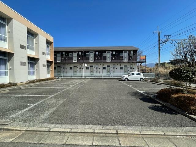 グリーン(13535)の外観・駐車場イメージ1枚目