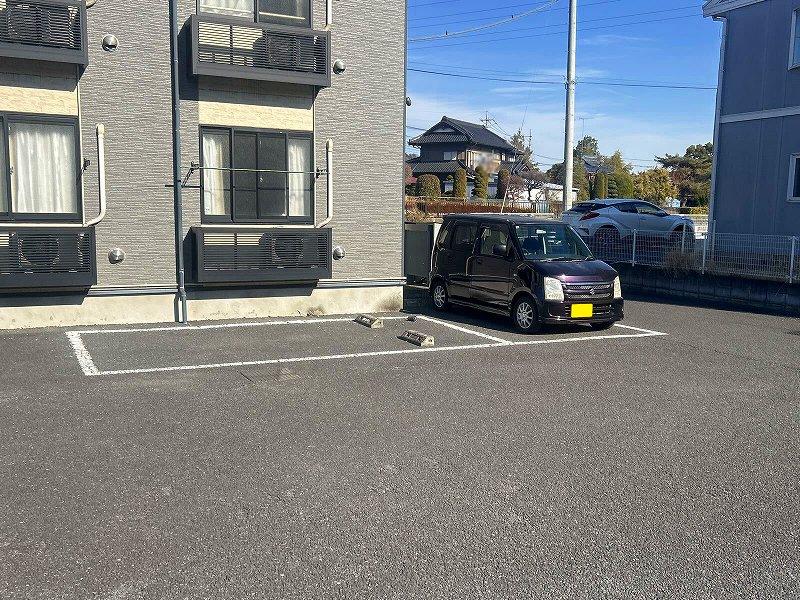 グレイシャス(38490)の外観・駐車場イメージ2枚目