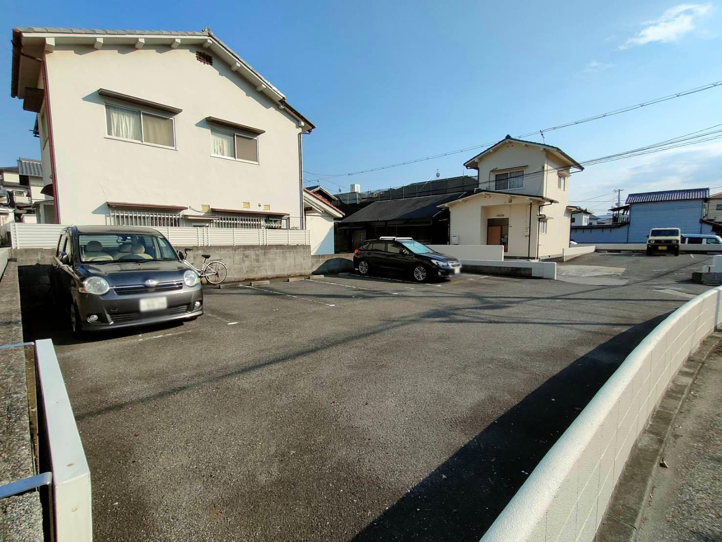 木元KガレージⅠの外観・駐車場イメージ2枚目