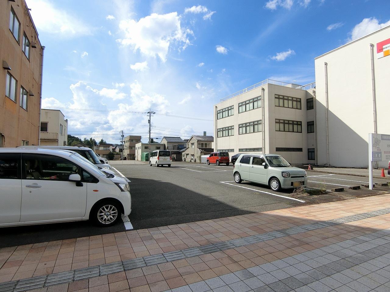 毛矢2丁目・荒川月極駐車場の外観・駐車場イメージ2枚目