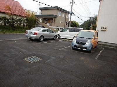 グレイスポプラ(36900)の外観・駐車場イメージ1枚目