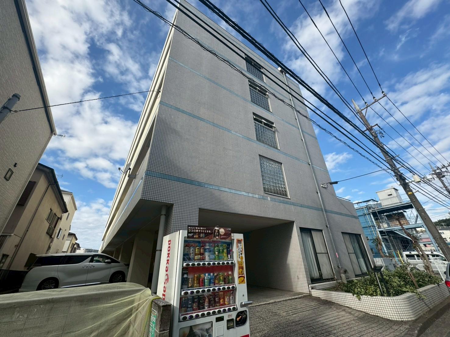 川和町650の外観・駐車場イメージ1枚目