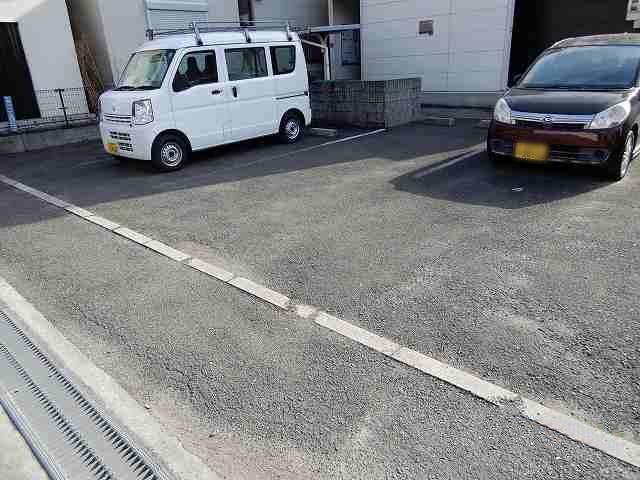 KY(21488)の外観・駐車場イメージ1枚目