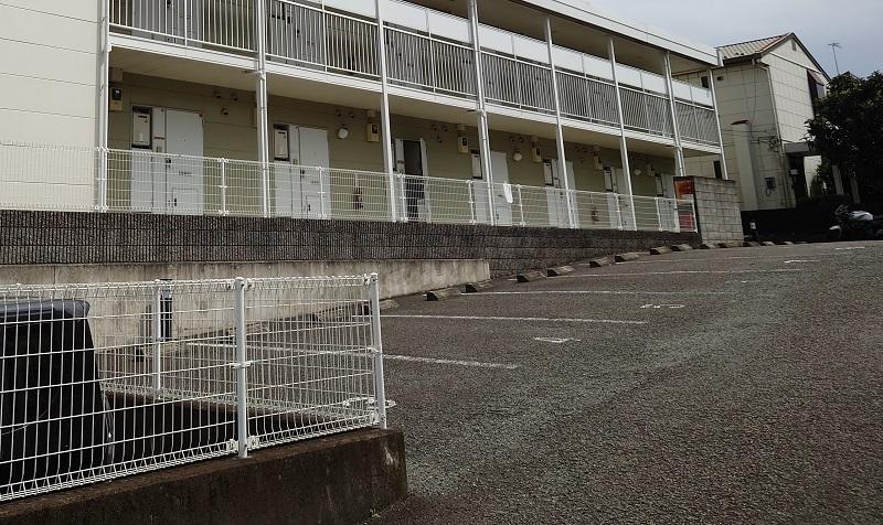 ベンデュール伊勢原(17357)の外観・駐車場イメージ1枚目