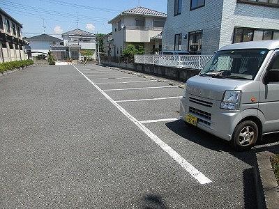 ファンタジー(24995)の外観・駐車場イメージ1枚目