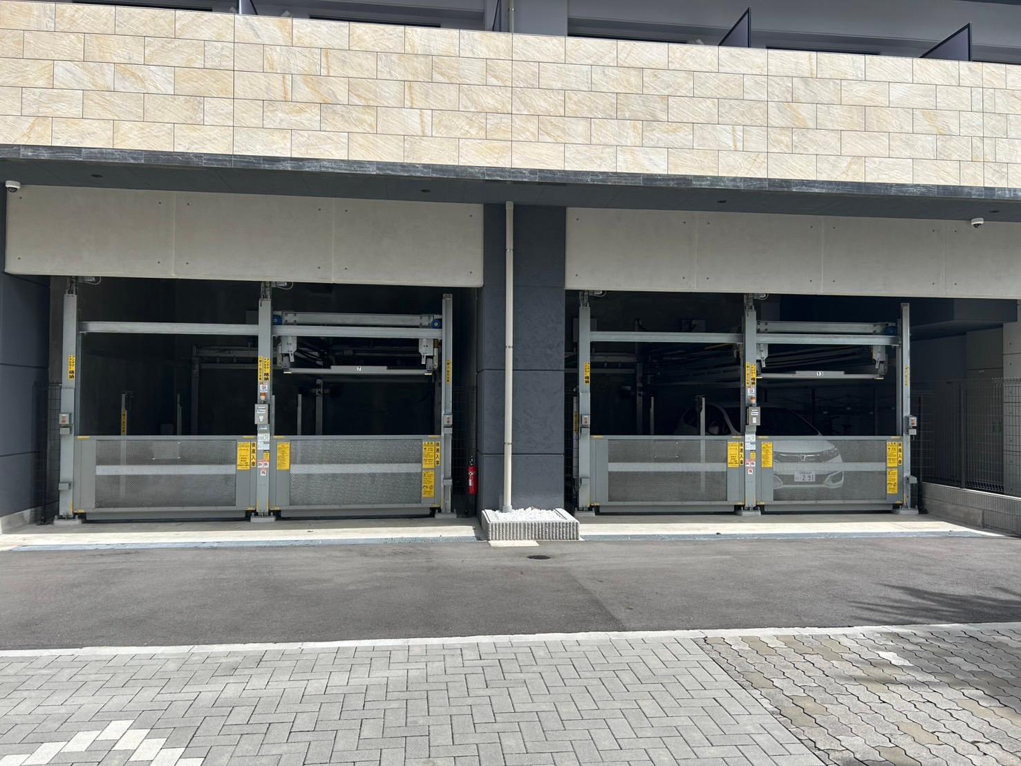 丸の内2丁目パーキングの外観・駐車場イメージ1枚目