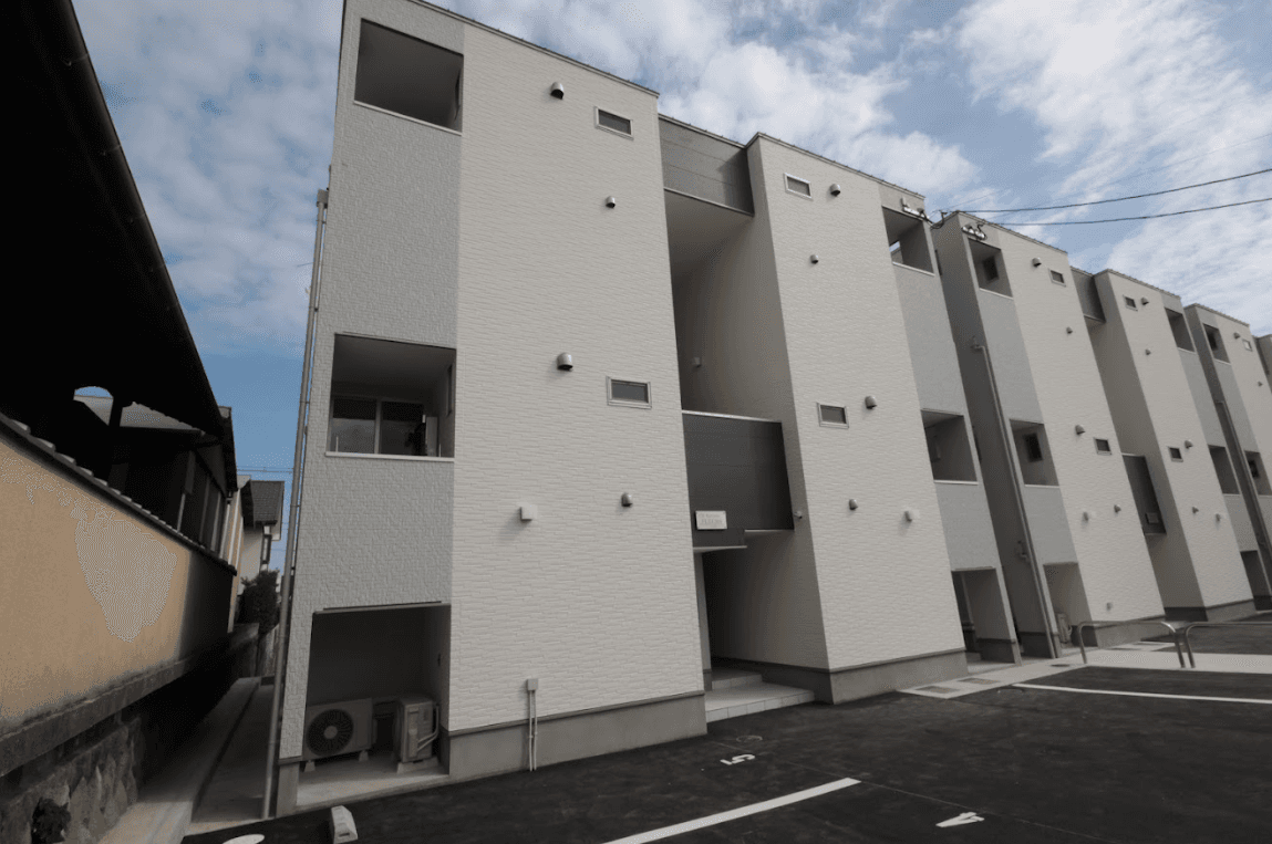 CB久留米フルールの外観・駐車場イメージ2枚目