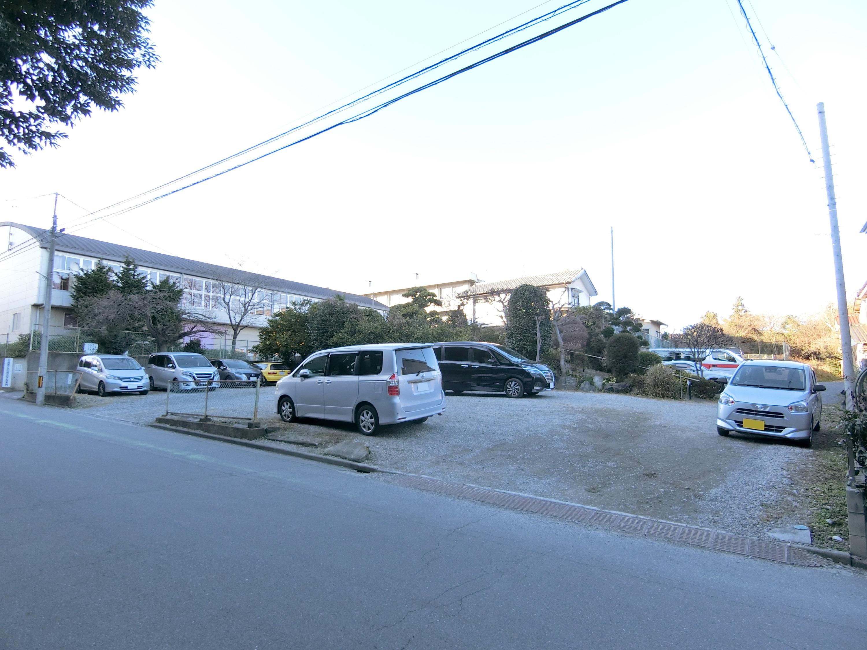 パーキング郭町1-17-3の外観・駐車場イメージ1枚目