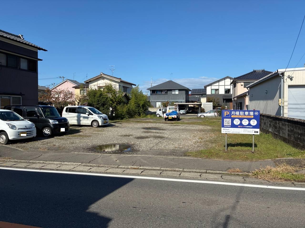 40.梶原ガレージの外観・駐車場イメージ2枚目