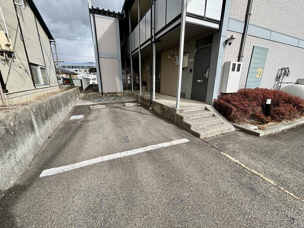 赤砂(16157)の外観・駐車場イメージ1枚目