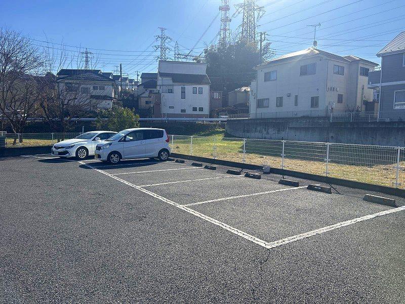 グレイシャス(38490)の外観・駐車場イメージ1枚目