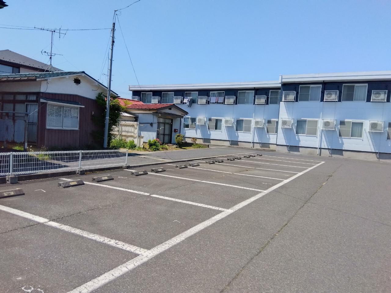 シャトレー小石名沢(23199)の外観・駐車場イメージ1枚目