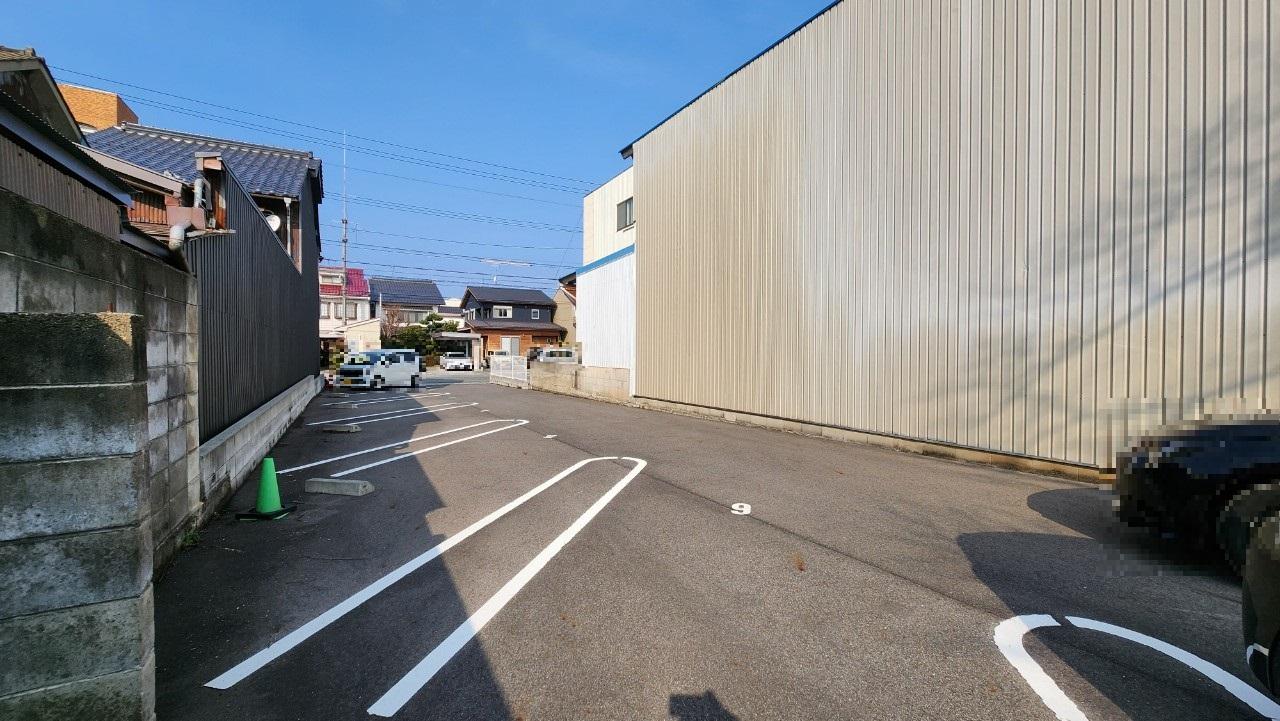 光駐車場の外観・駐車場イメージ2枚目