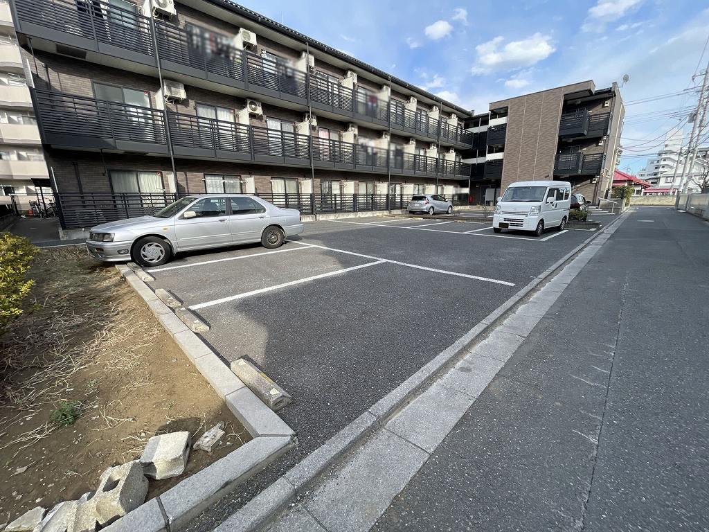 ブラザーズハイツ(52030)の外観・駐車場イメージ1枚目