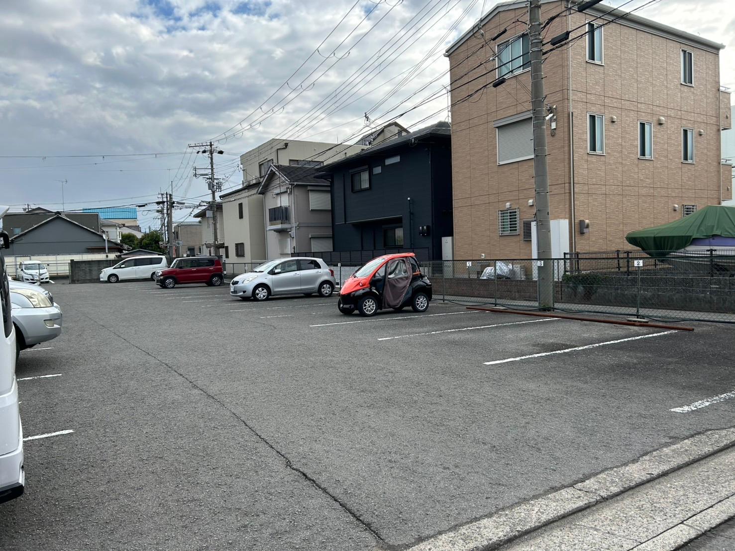 高松方駐車場の外観・駐車場イメージ2枚目