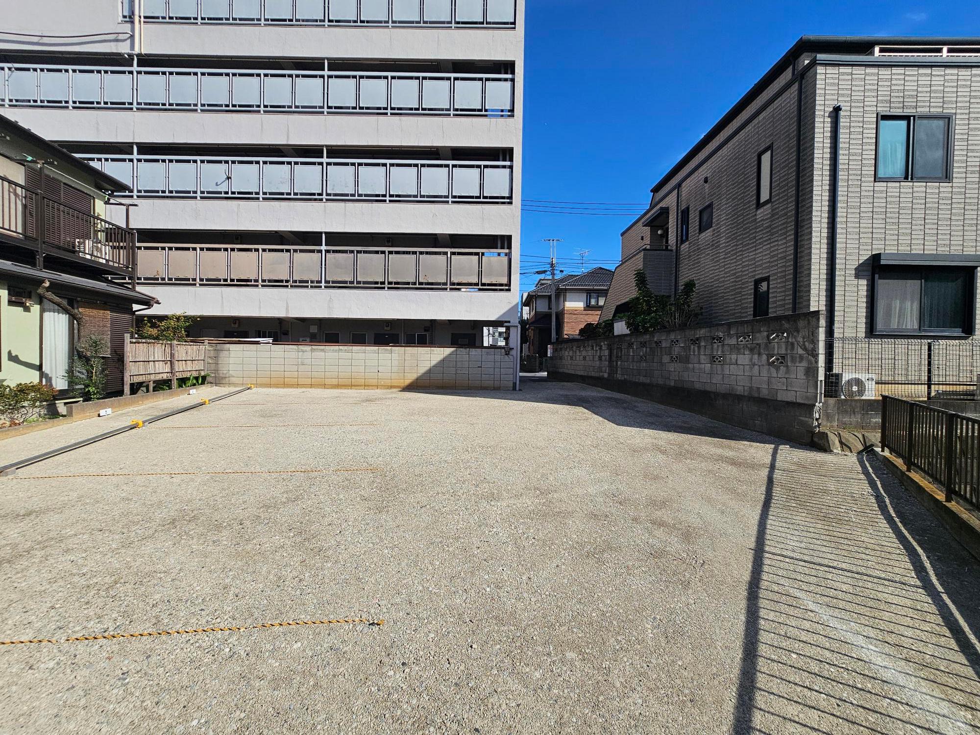 吉井町9100151駐車場の外観・駐車場イメージ2枚目