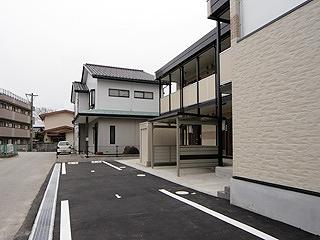 柳葉荘(32486)の外観・駐車場イメージ1枚目