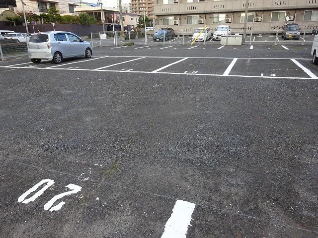 小笠原駐車場の外観・駐車場イメージ2枚目