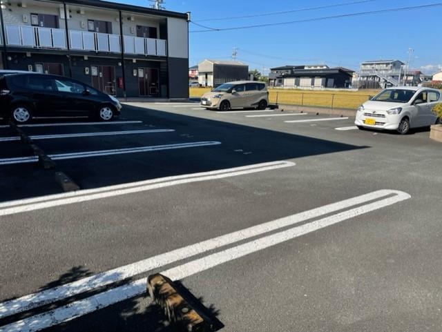 S136(28009)の外観・駐車場イメージ1枚目