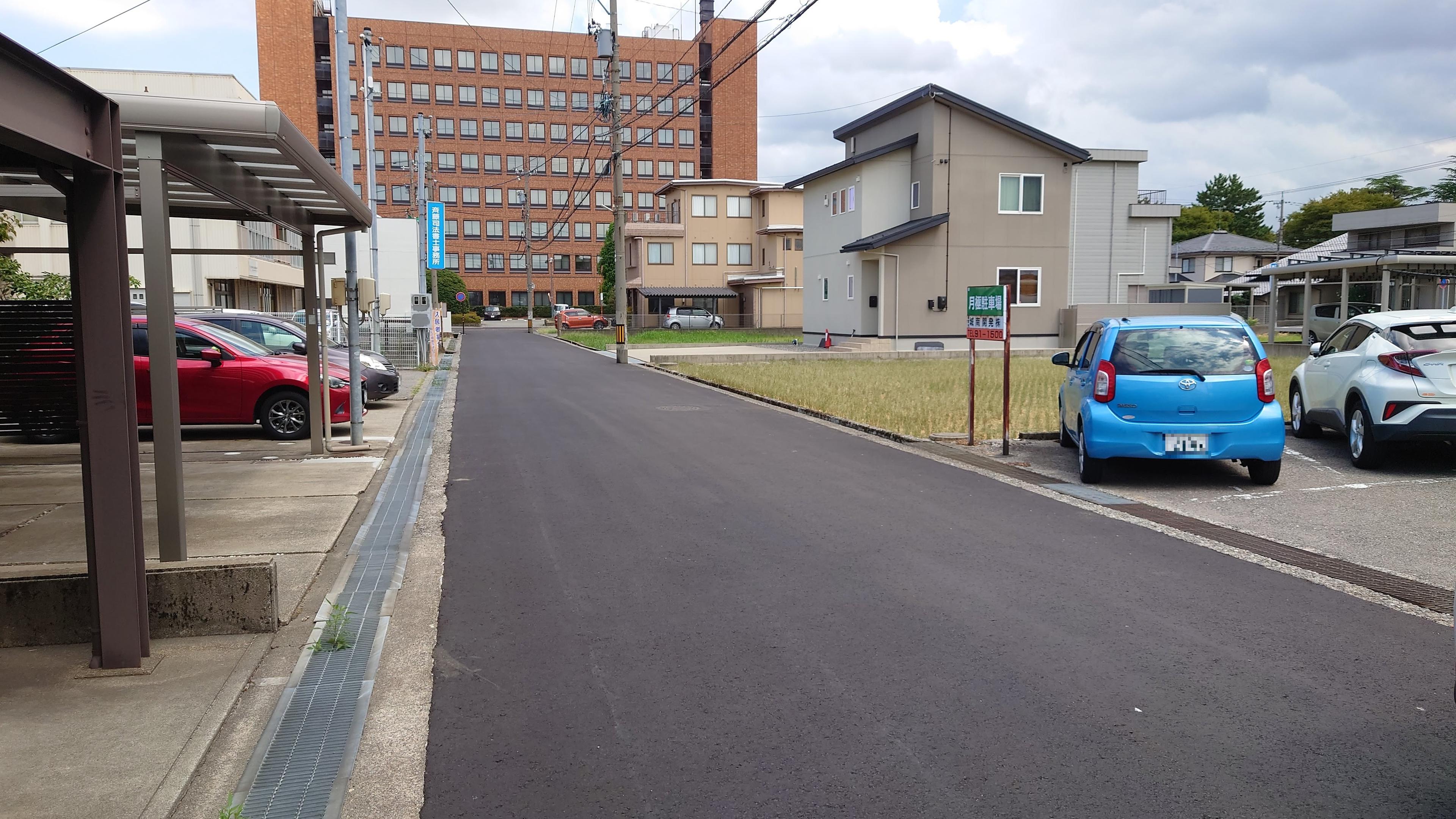 川端駐車場の外観・駐車場イメージ2枚目