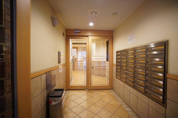 クレベール博多の外観・駐車場イメージ2枚目