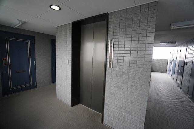 プライムリバティ南行徳(管理終了)の外観・駐車場イメージ2枚目