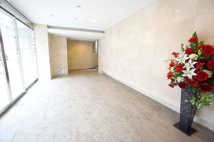 アーデン江坂Ⅱの外観・駐車場イメージ2枚目